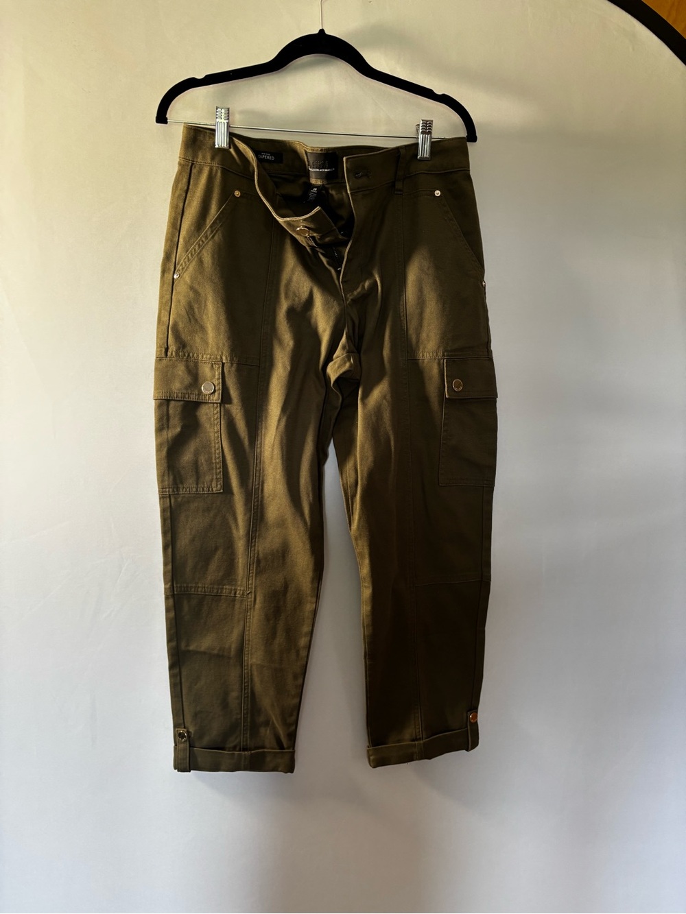 White House Black Market Pret Cropped Pants Size 10